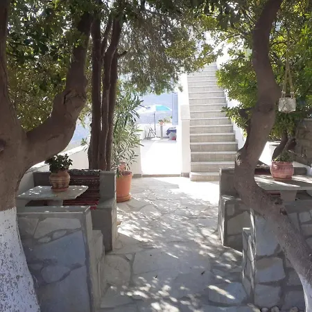 Levante αndros Apartament *