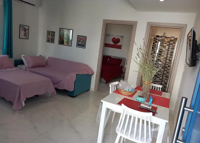 Apartament Levante αndros *